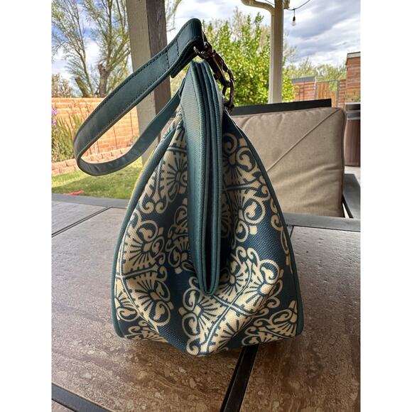 Petunia Pickle Bottom Teal Scroll Design Insulated Clutch/bottle Sturdy Baby Bag - Picture 3 of 8